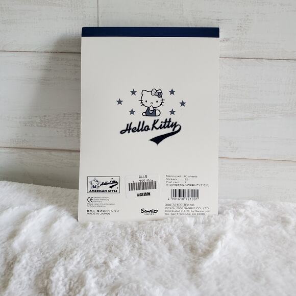 Hello Kitty Sanrio Note Pad - Picture 2 of 7